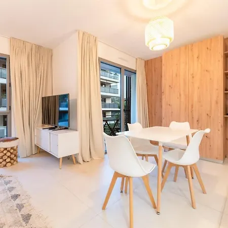 Apartment Resistance L L Shellter Saint-Tropez